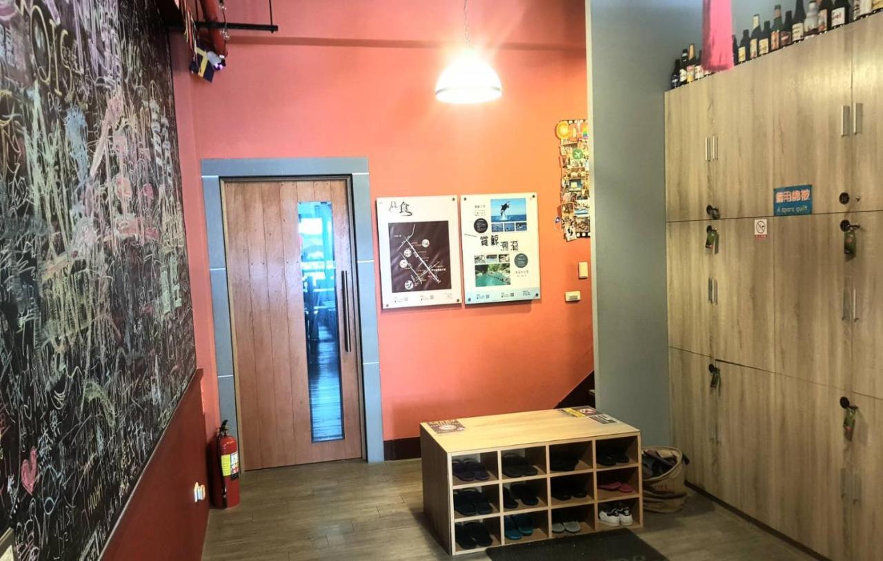 角舍背包客棧 -近火車站 Hostel Hualien City Exterior photo