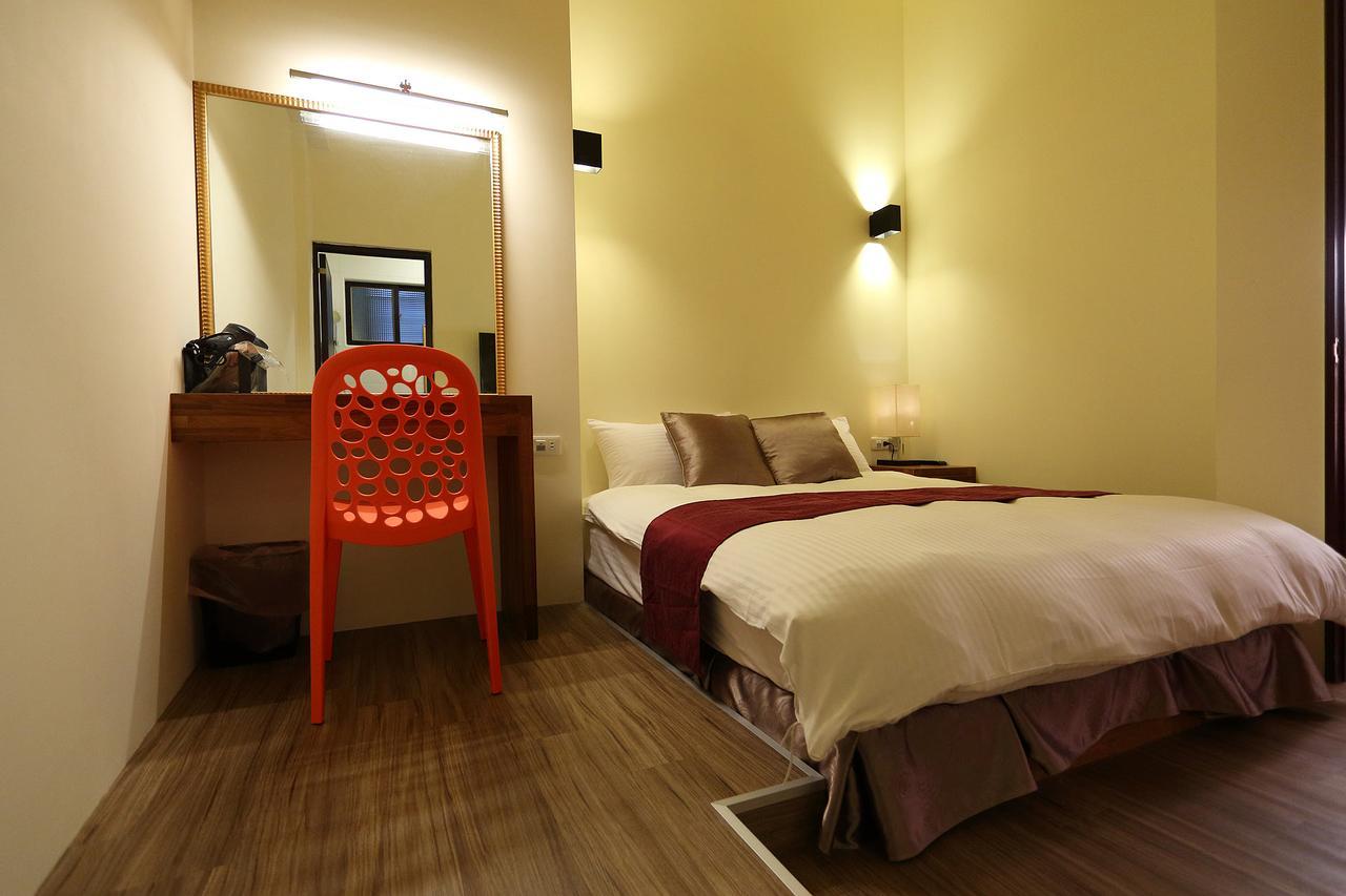 角舍背包客棧 -近火車站 Hostel Hualien City Exterior photo