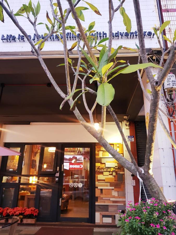 角舍背包客棧 -近火車站 Hostel Hualien City Exterior photo