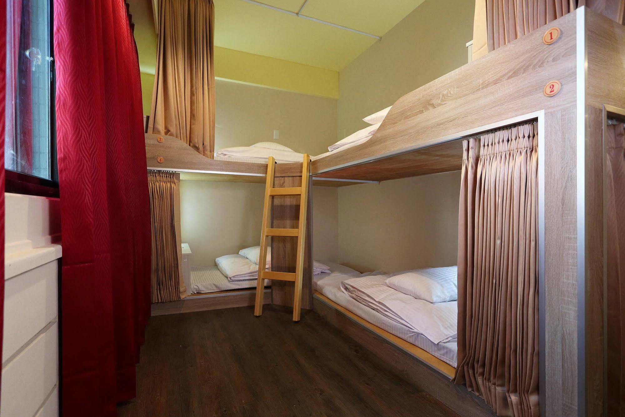 角舍背包客棧 -近火車站 Hostel Hualien City Exterior photo